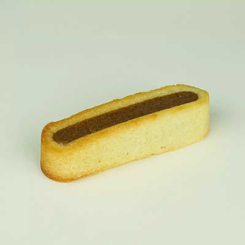 Plain Financier