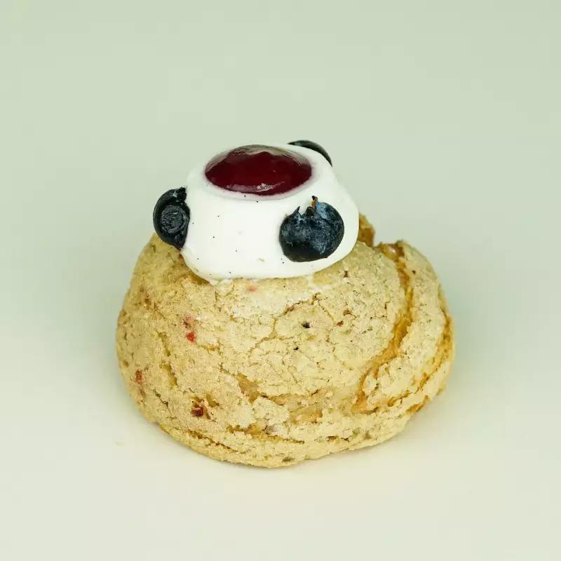 Vanilla Red Berry Choux