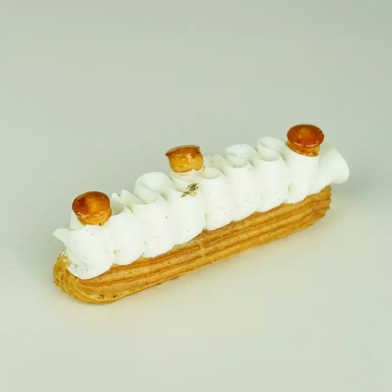 St Honoré Eclair